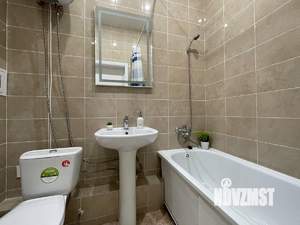 1-к квартира, посуточно, 40м2, 17/19 этаж