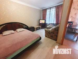 1-к квартира, посуточно, 37м2, 3/5 этаж