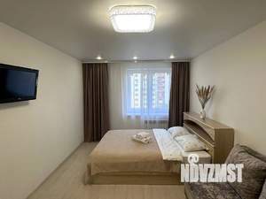 1-к квартира, посуточно, 37м2, 6/12 этаж