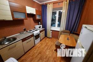 1-к квартира, посуточно, 37м2, 3/9 этаж