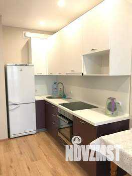 1-к квартира, посуточно, 40м2, 23/25 этаж