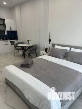 Студия квартира, посуточно, 30м2, 6/20 этаж