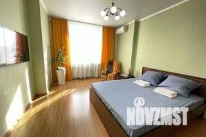 1-к квартира, посуточно, 43м2, 6/23 этаж