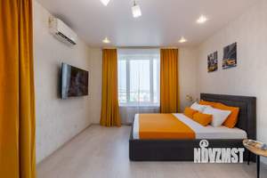 1-к квартира, посуточно, 46м2, 13/18 этаж