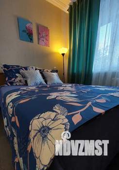 1-к квартира, посуточно, 35м2, 4/5 этаж