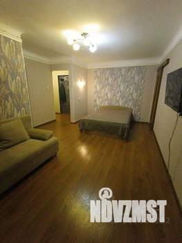 1-к квартира, посуточно, 35м2, 1/1 этаж