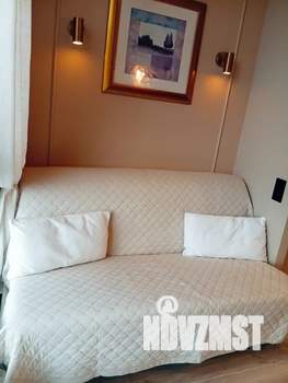 1-к квартира, посуточно, 42м2, 18/30 этаж