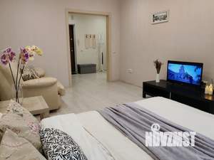 1-к квартира, посуточно, 40м2, 8/13 этаж