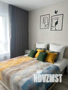 Студия квартира, посуточно, 32м2, 12/32 этаж