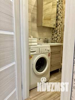 Студия квартира, посуточно, 32м2, 15/25 этаж