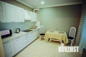 1-к квартира, посуточно, 50м2, 1/1 этаж