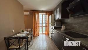 1-к квартира, посуточно, 42м2, 3/18 этаж