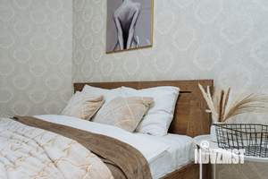 Студия квартира, посуточно, 37м2, 6/25 этаж