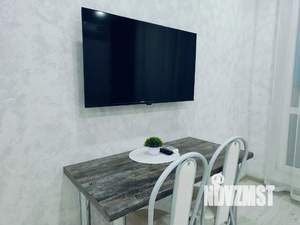 Студия квартира, посуточно, 28м2, 6/25 этаж