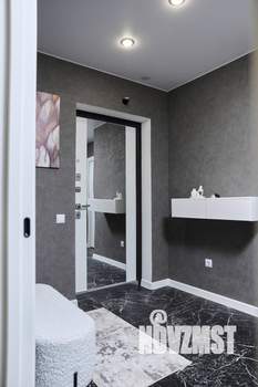 1-к квартира, посуточно, 40м2, 21/28 этаж