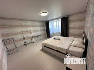 3-к квартира, посуточно, 75м2, 1/1 этаж