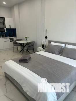 Студия квартира, посуточно, 30м2, 6/20 этаж