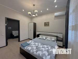 1-к квартира, посуточно, 40м2, 1/25 этаж