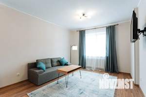 1-к квартира, посуточно, 39м2, 3/18 этаж