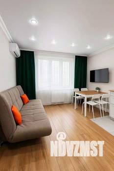 2-к квартира, посуточно, 40м2, 1/1 этаж