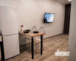 2-к квартира, посуточно, 40м2, 10/25 этаж