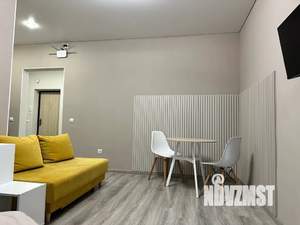 Студия квартира, посуточно, 31м2, 10/22 этаж