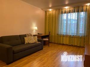 1-к квартира, посуточно, 50м2, 2/9 этаж