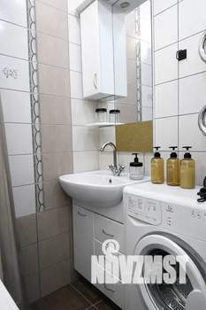 2-к квартира, посуточно, 42м2, 4/5 этаж