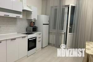 1-к квартира, посуточно, 35м2, 17/24 этаж