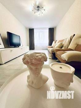 2-к квартира, посуточно, 60м2, 1/1 этаж