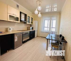 1-к квартира, посуточно, 38м2, 18/18 этаж