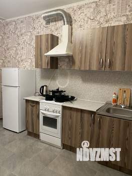 1-к квартира, посуточно, 45м2, 7/25 этаж