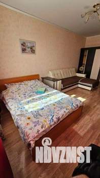 1-к квартира, посуточно, 37м2, 1/1 этаж