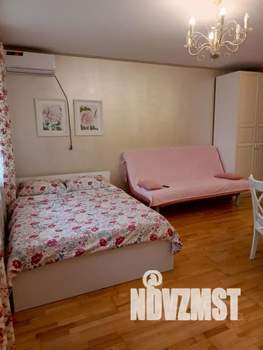 Студия квартира, посуточно, 30м2, 2/10 этаж