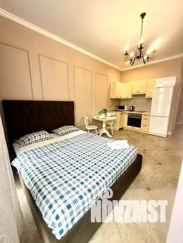 Студия квартира, посуточно, 40м2, 4/21 этаж