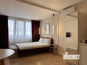 Студия квартира, посуточно, 31м2, 3/14 этаж