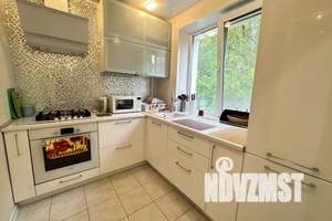 3-к квартира, посуточно, 60м2, 4/5 этаж