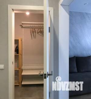 1-к квартира, посуточно, 38м2, 20/25 этаж