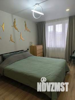 1-к квартира, посуточно, 38м2, 8/22 этаж