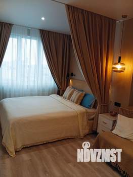 1-к квартира, посуточно, 42м2, 18/30 этаж