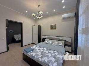 1-к квартира, посуточно, 40м2, 1/25 этаж