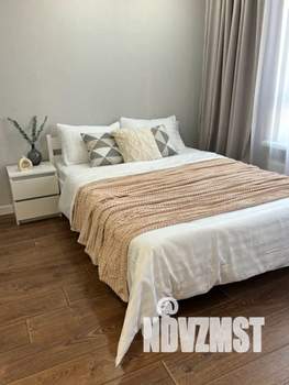 Студия квартира, посуточно, 30м2, 15/33 этаж