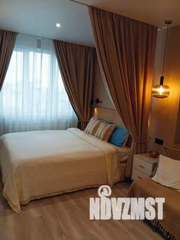 1-к квартира, посуточно, 42м2, 18/30 этаж