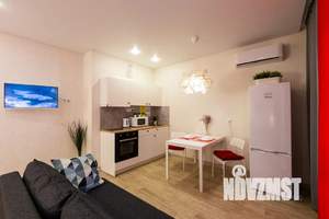 1-к квартира, посуточно, 38м2, 11/18 этаж