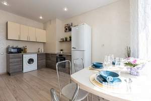 2-к квартира, посуточно, 60м2, 7/18 этаж