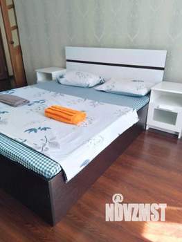 2-к квартира, посуточно, 50м2, 1/1 этаж