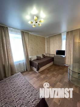 1-к квартира, посуточно, 35м2, 3/5 этаж