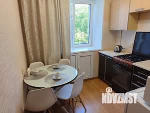 2-к квартира, посуточно, 43м2, 4/5 этаж