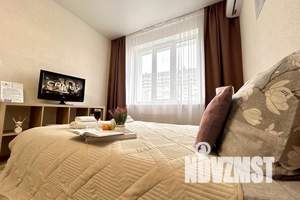 1-к квартира, посуточно, 42м2, 5/25 этаж