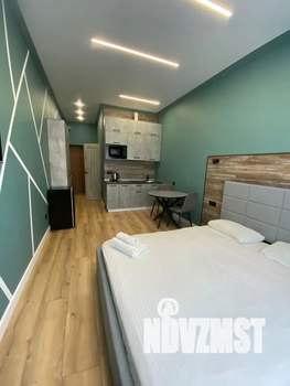 Студия квартира, посуточно, 32м2, 8/11 этаж